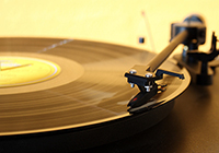 腾讯音乐分拆赴美上市 突显唱片业复苏